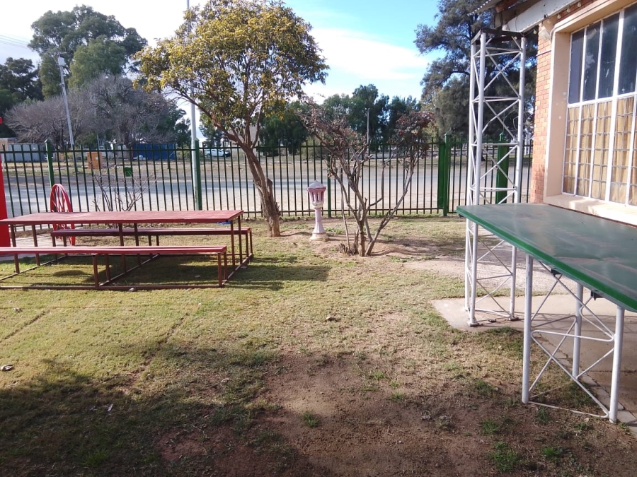18 Bedroom Property for Sale in Middelburg Eastern Cape